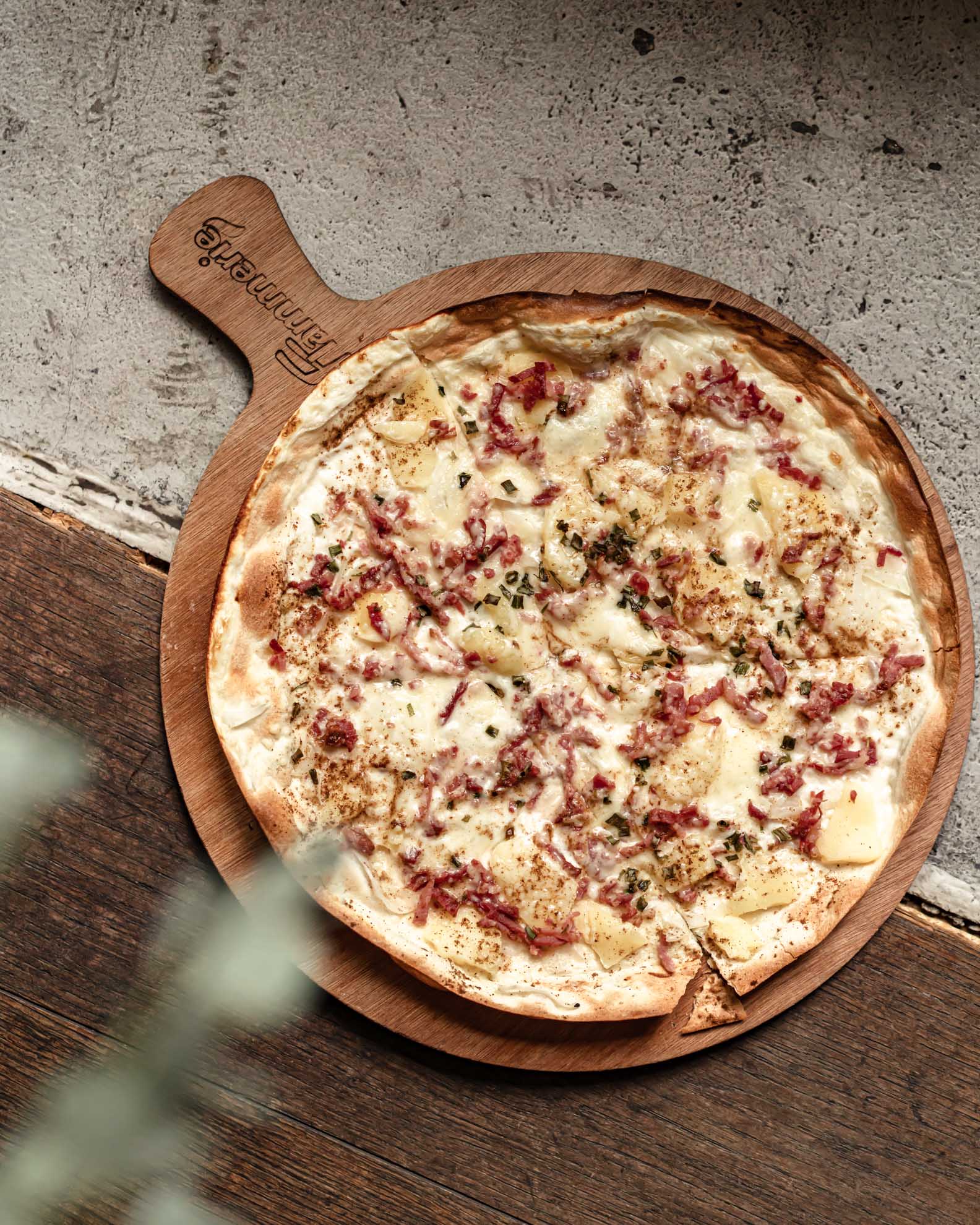 Flammkuchen im Café Henrici in Zürich