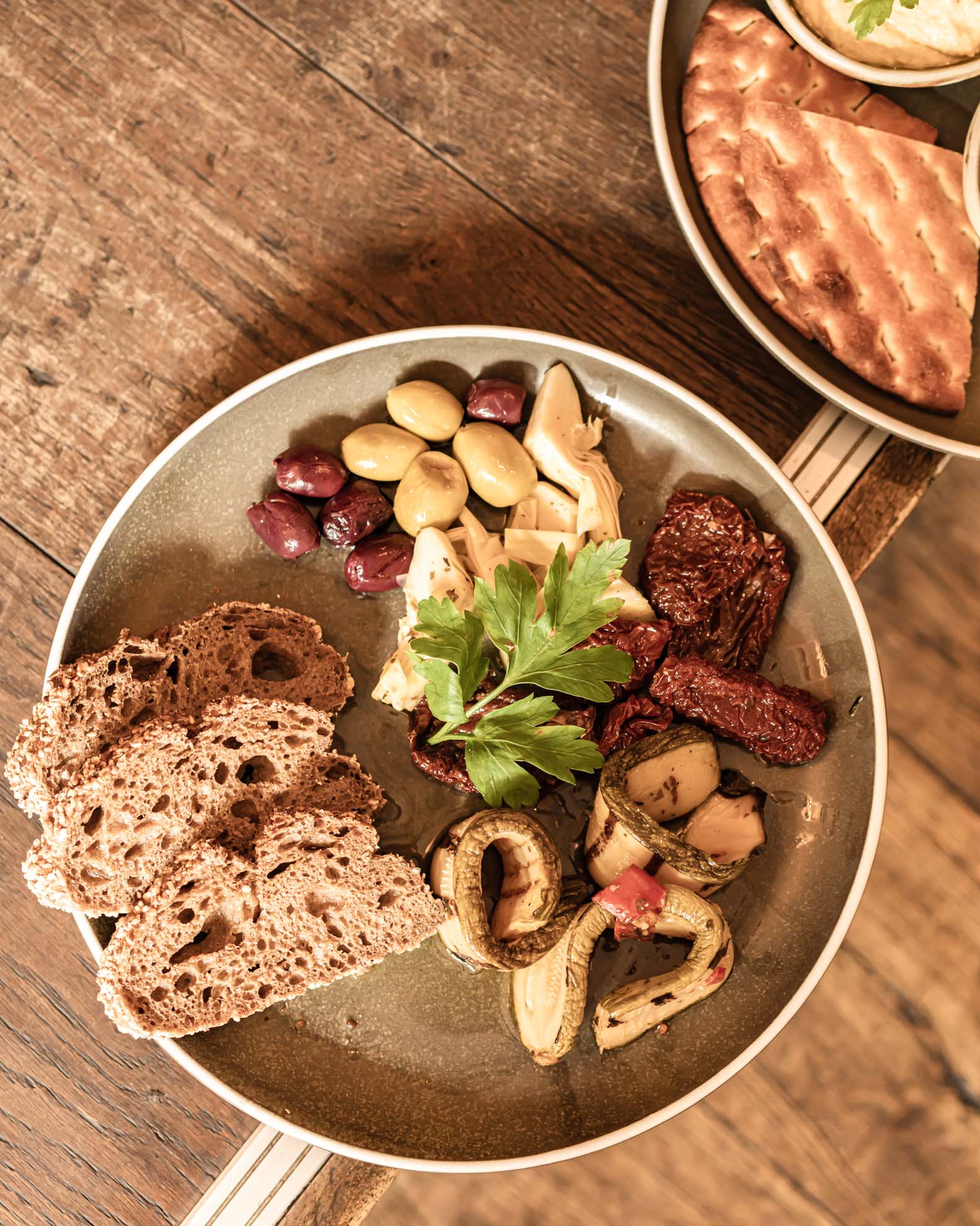Anitpasti im Café Henrici
